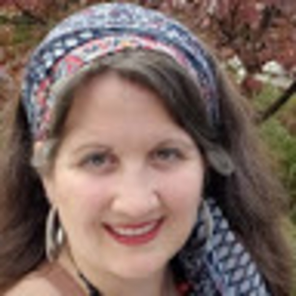 Meet your Posher, Rebekah